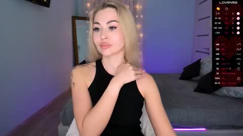 Adele online show from February 27, 2025, 1:28 pm