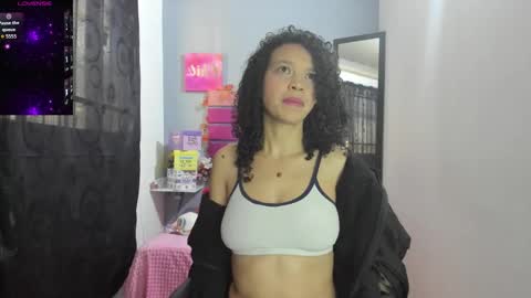 Adeleth online show from November 22, 2025, 1:21 pm