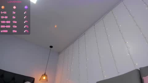 adelinaconte1 online show from January 23, 2025, 8:56 pm