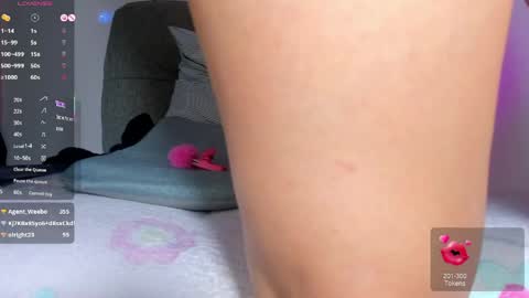 adelinaconte1 online show from May 15, 2026, 11:23 pm