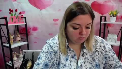 AdelinaMaster online show from April 20, 2026, 5:05 pm