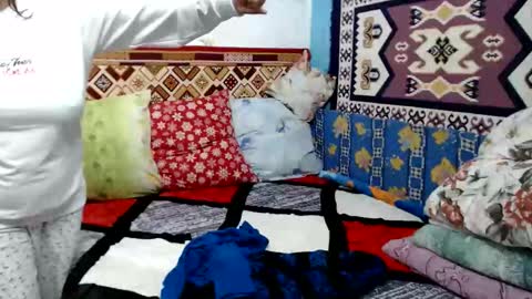 Larisa online show from November 14, 2025, 11:20 am