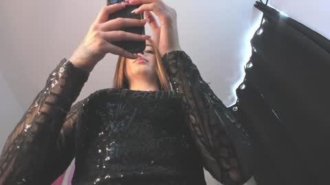 MARIA ANGEL IG iamangel45  online show from February 7, 2025, 5:51 pm