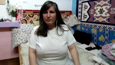 Snapshot of adelinemilf chatting on May 17, 2026, 10:22 am adelinemilf online show from May 17, 2026, 10:22 am