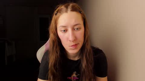 Snapshot of adellqueen chatting on January 16, 2026, 10:47 pm Adell online show from January 16, 2026, 10:47 pm