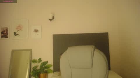 Snapshot of adhara_cortez chatting on September 21, 2025, 2:29 pm Adhara Cortez online show from September 21, 2025, 2:29 pm