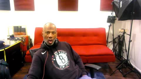 adick_ting online show from November 7, 2025, 6:57 am