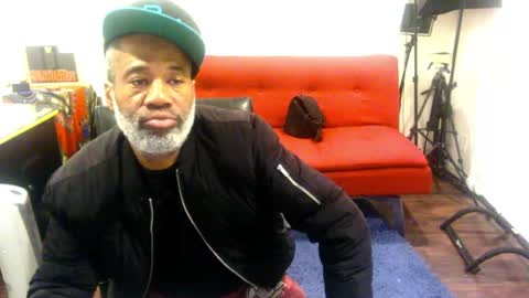 adick_ting online show from December 22, 2025, 3:47 am