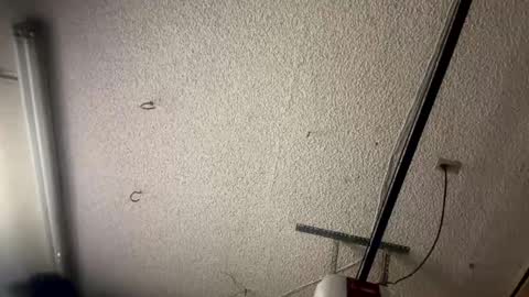 Snapshot of adick_ting chatting on March 15, 2026, 8:42 am adick_ting online show from March 15, 2026, 8:42 am