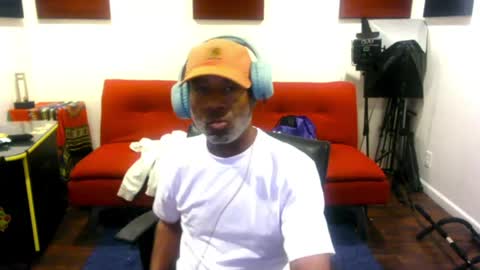 adick_ting online show from June 9, 2026, 2:23 am