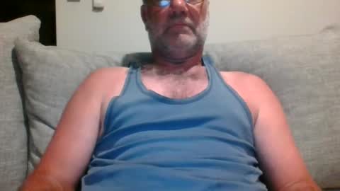 adjustable14 online show from February 20, 2025, 9:00 am