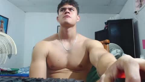adonis_walkerx online show from February 11, 2025, 1:41 pm