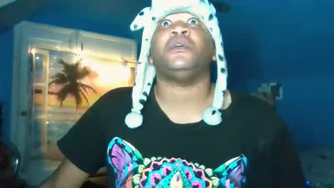 Snapshot of adoniswoody chatting on October 19, 2025, 12:33 am Adonis XDDDDDDDD Woody online show from October 19, 2025, 12:33 am