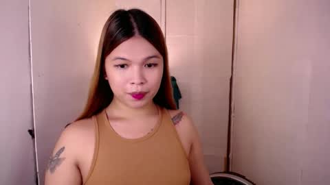 adorabletsforyouxx online show from February 6, 2025, 7:29 pm