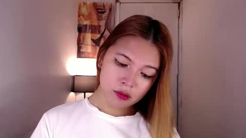 adorabletsforyouxx online show from September 23, 2025, 3:48 pm