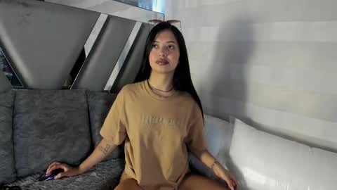 Stormi online show from March 17, 2026, 6:00 pm