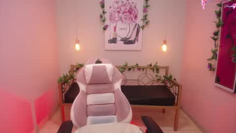 Adri  online show from July 2, 2026, 12:11 pm