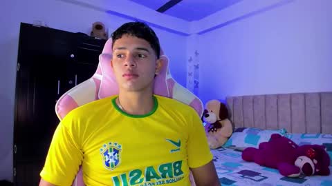 ADRIAN online show from March 18, 2026, 6:55 pm