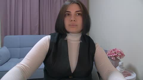 Snapshot of adrianatores chatting on May 7, 2026, 5:24 am AdrianaTores online show from May 7, 2026, 5:24 am