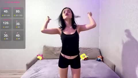 Adriana online show from July 28, 2026, 11:17 am