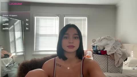 Adrianna  online show from October 16, 2025, 6:31 pm