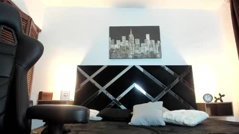 Adrian online show from April 26, 2026, 3:59 am