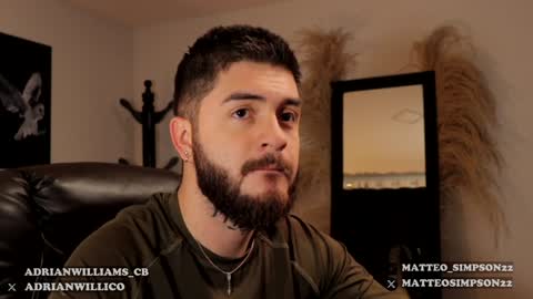 Snapshot of adrianwilliams_ chatting on December 2, 2024, 1:14 am Adrian Williams online show from December 2, 2024, 1:14 am