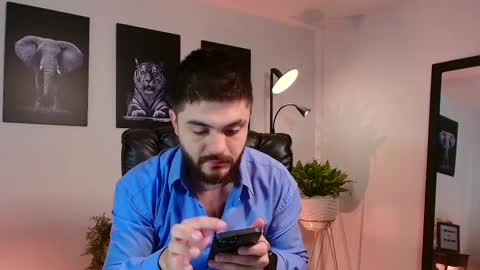 Snapshot of adrianwilliams_ chatting on February 16, 2025, 9:16 pm Adrian Williams online show from February 16, 2025, 9:16 pm