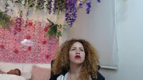 Snapshot of adriel_and_risitos_ chatting on September 22, 2025, 5:42 am adriel_and_risitos_ online show from September 22, 2025, 5:42 am