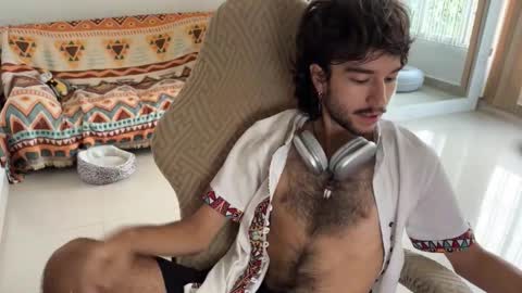 Snapshot of adrien_polo chatting on February 17, 2026, 2:35 pm adrien_polo online show from February 17, 2026, 2:35 pm