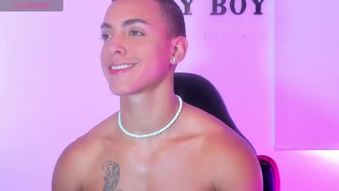 Adrian Lopez online show from December 2, 2024, 5:15 pm