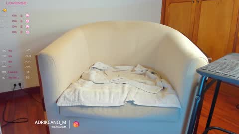 Snapshot of adrikcano_m chatting on January 30, 2025, 6:13 am Santi online show from January 30, 2025, 6:13 am