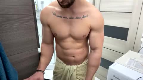 Mrrfitt online show from November 9, 2025, 1:53 pm