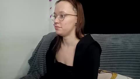 Snapshot of aelita_night chatting on January 10, 2025, 3:06 pm aelita_night online show from January 10, 2025, 3:06 pm