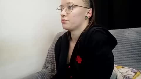 Snapshot of aelita_night chatting on January 14, 2025, 5:45 pm aelita_night online show from January 14, 2025, 5:45 pm