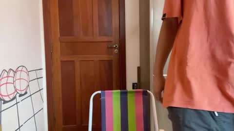 Luci online show from September 8, 2025, 7:57 pm