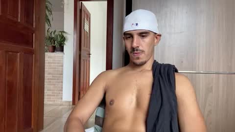 Luci online show from February 2, 2026, 7:12 pm