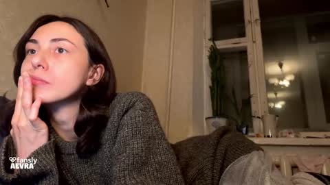 Snapshot of aevra chatting on November 1, 2025, 5:37 pm vegans taste better online show from November 1, 2025, 5:37 pm