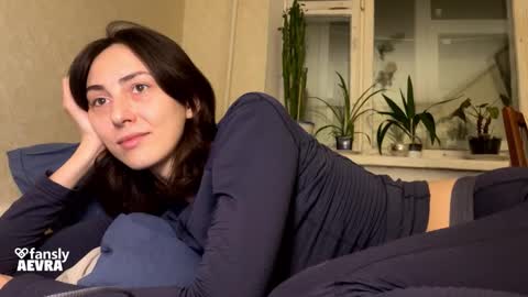 Snapshot of aevra chatting on November 23, 2025, 5:02 pm vegans taste better online show from November 23, 2025, 5:02 pm