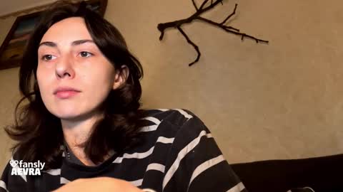 Snapshot of aevra chatting on November 28, 2025, 3:58 pm vegans taste better online show from November 28, 2025, 3:58 pm