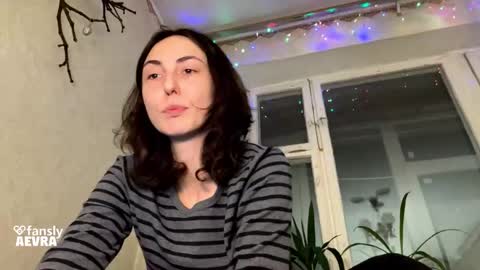 Snapshot of aevra chatting on December 19, 2025, 9:00 pm vegans taste better online show from December 19, 2025, 9:00 pm