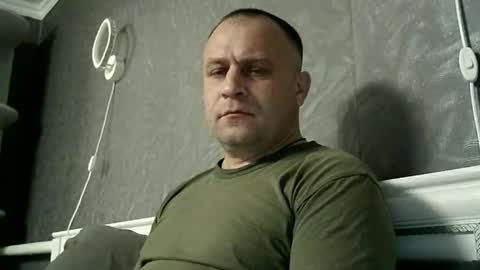 Sasha online show from December 18, 2025, 7:42 pm