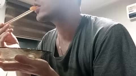 Brad online show from November 12, 2025, 3:12 pm