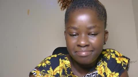 african_sluttygal online show from November 16, 2025, 6:35 pm