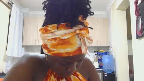 african_sluttygal online show from February 3, 2026, 11:10 pm