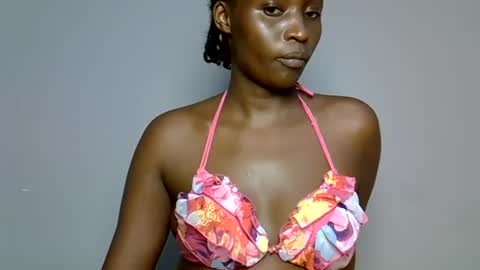 Snapshot of africanuh chatting on July 18, 2026, 2:54 pm Africanuh online show from July 18, 2026, 2:54 pm