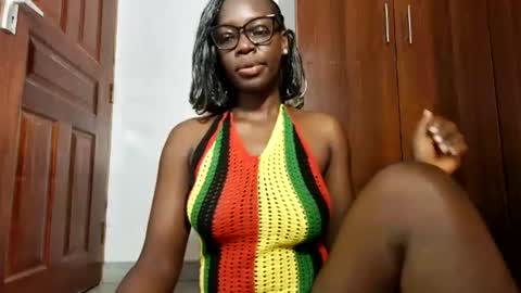 Snapshot of afro_pop chatting on April 8, 2026, 12:32 am Leah online show from April 8, 2026, 12:32 am