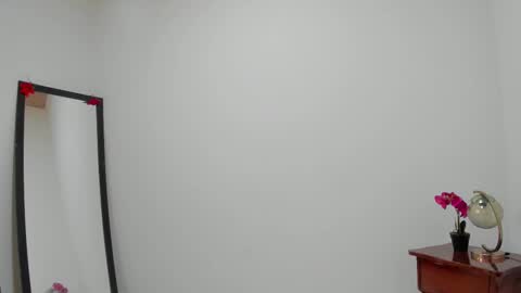 Lorena online show from February 23, 2026, 2:47 pm