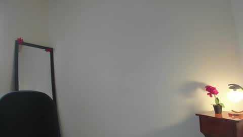 Lorena online show from May 25, 2026, 2:01 pm