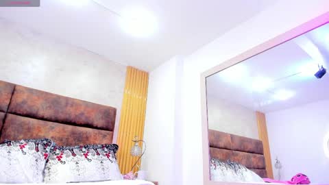 Afrodita  online show from April 7, 2026, 5:46 pm